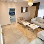 Hotel Aix La Chapelle, Exclusive Apartments, Wellness&more, Eilendorf *