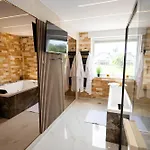 Hotel Aix La Chapelle, Exclusive Apartments, Wellness&more, Eilendorf *