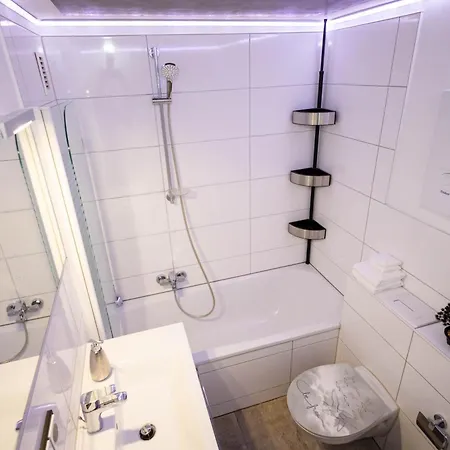 Hotel Aix La Chapelle, Exclusive Apartments, Wellness&more, Eilendorf *