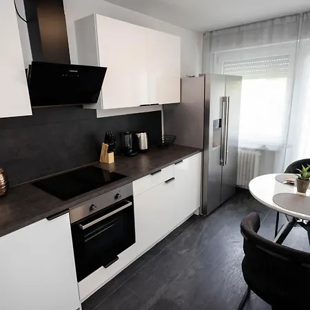 Aix La Chapelle, Exclusive Apartments, Wellness And More, Eilendorf Hotel *