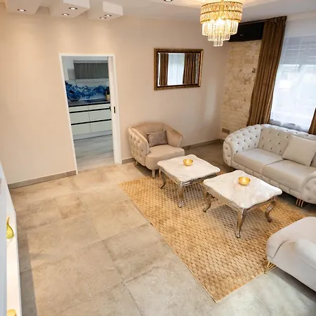 Hotel Aix La Chapelle, Exclusive Apartments, Wellness And More, Eilendorf *