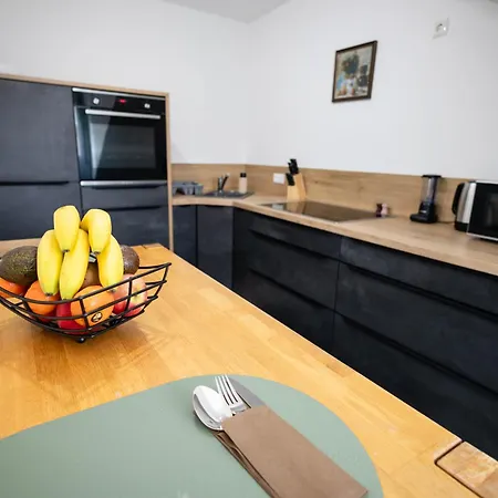 Aix La Chapelle, Exclusive Apartments, Wellness And More, Eilendorf *