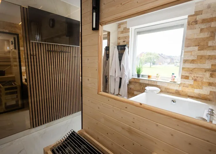 Aix La Chapelle, Exclusive Apartments, Wellness And More, Eilendorf Hotel *