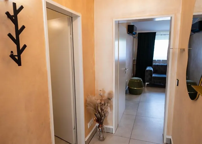 Hotel Aix La Chapelle, Exclusive Apartments, Wellness And More, Eilendorf *